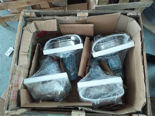 消泡器.jpg 消泡器.jpg