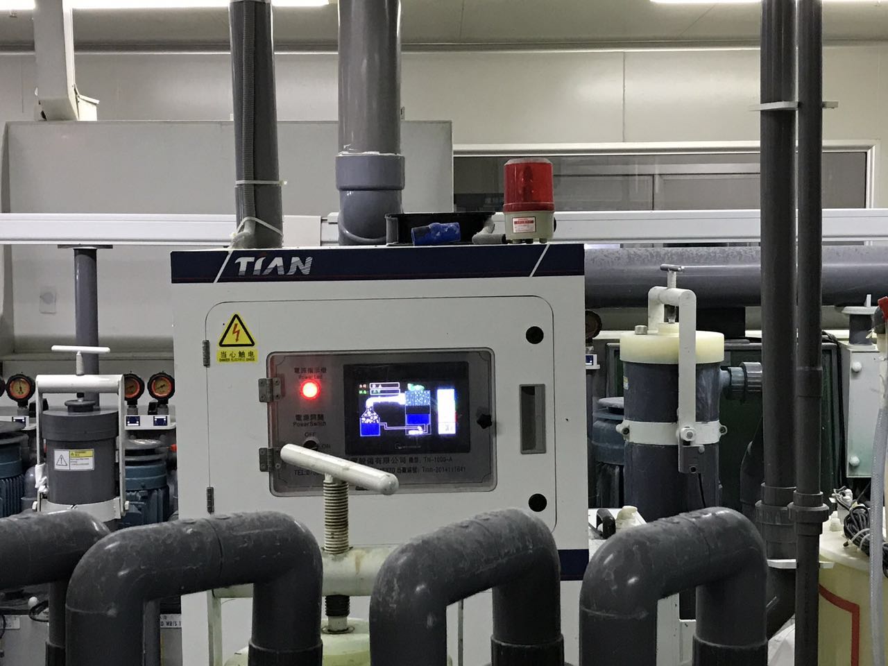 阻焊用破泡機.jpg 阻焊用破泡機.jpg